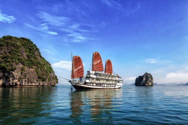 Victory Cruise - Home Travel Vietnam - Bai Tu Long Bay