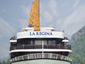 Du Thuyền La Regina Legend – Vịnh Lan Hạ