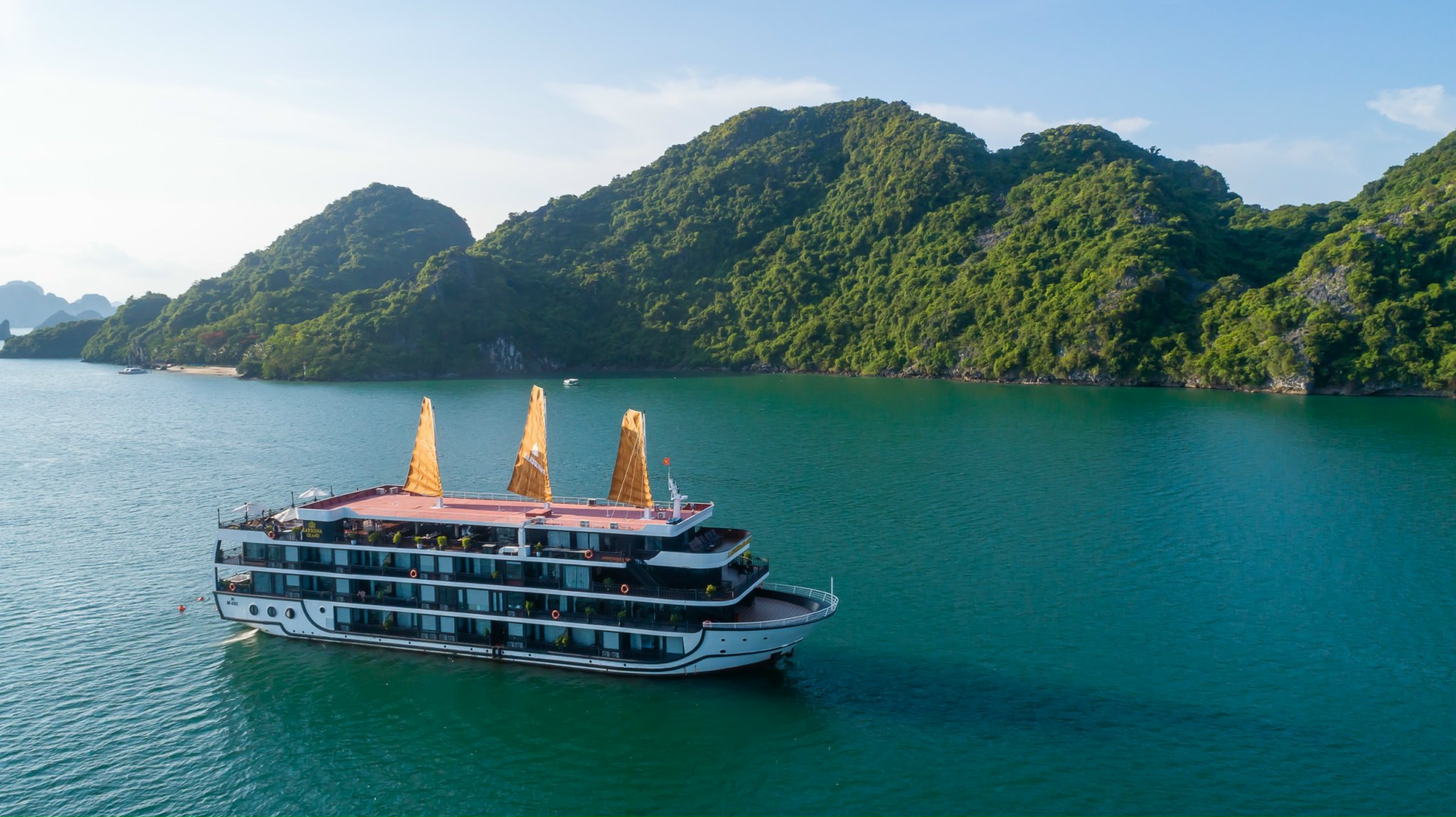La Regina Legend Cruise – Lan Ha Bay